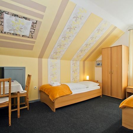 Hotel Neun 3/4 Celle Buitenkant foto